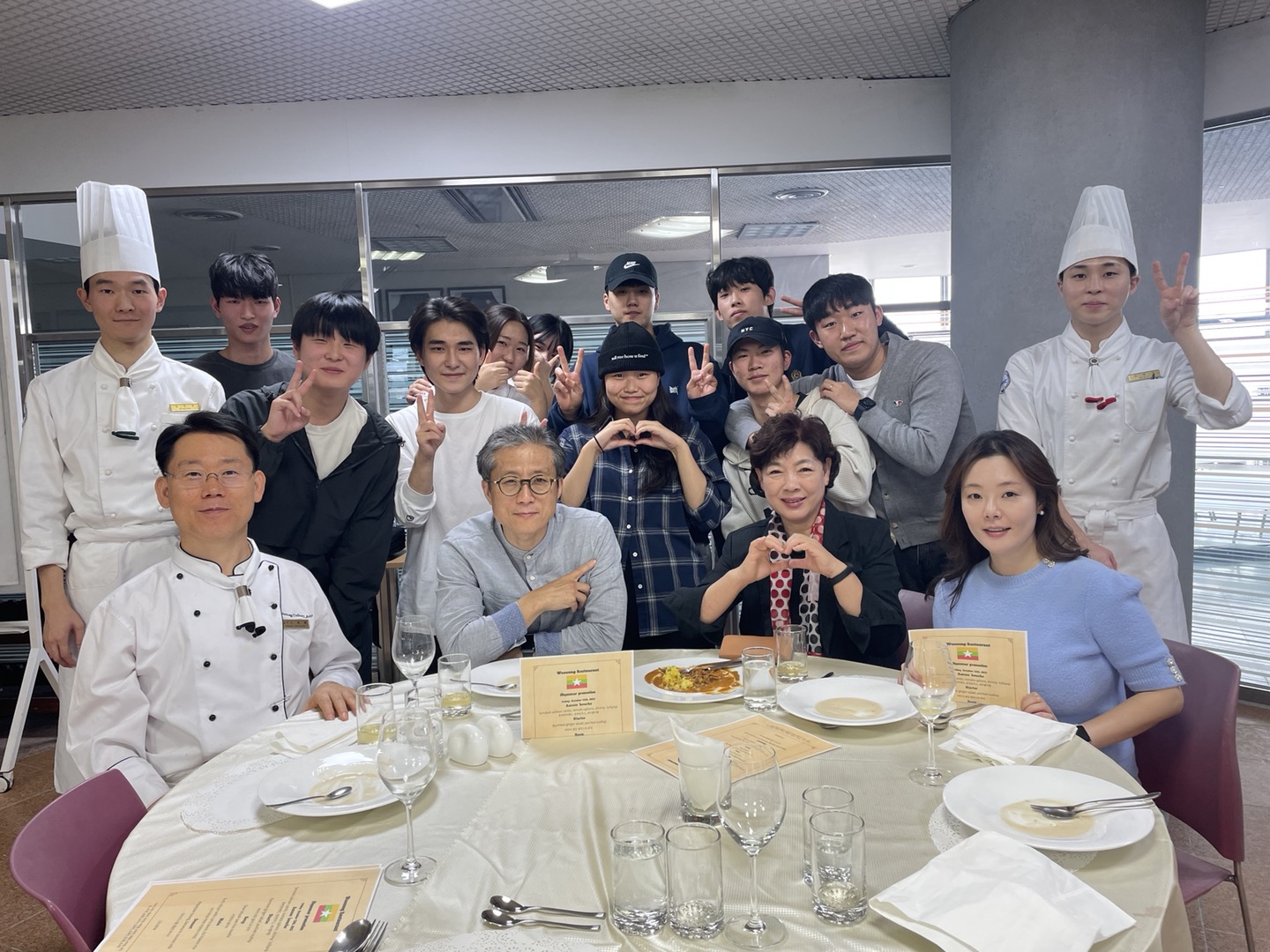세계조리와 식문화 수업 (2학년)